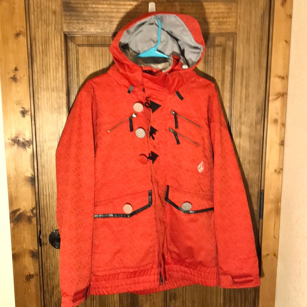 Red volcom ski/snowboard jacket